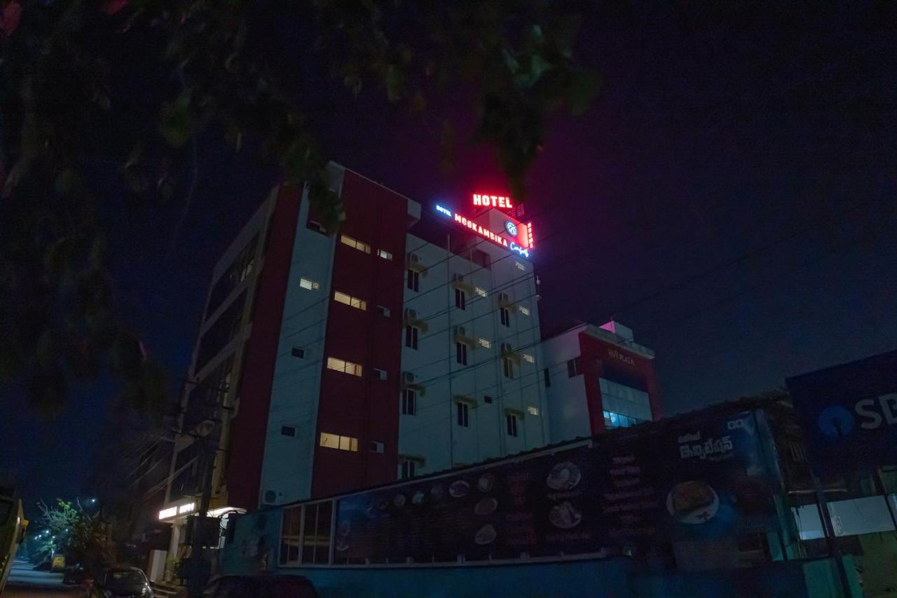 Hotel Mookambika Comforts ティルパティ エクステリア 写真